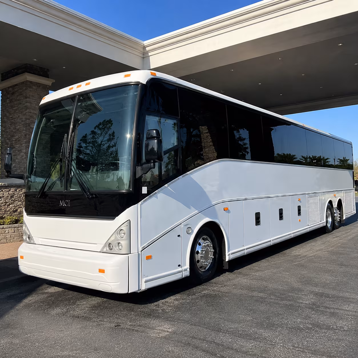 charter buses for large nashville high school prom groups