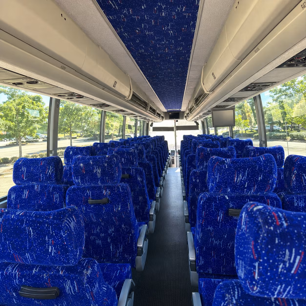 charter buses for nashville youth group trips and retreats