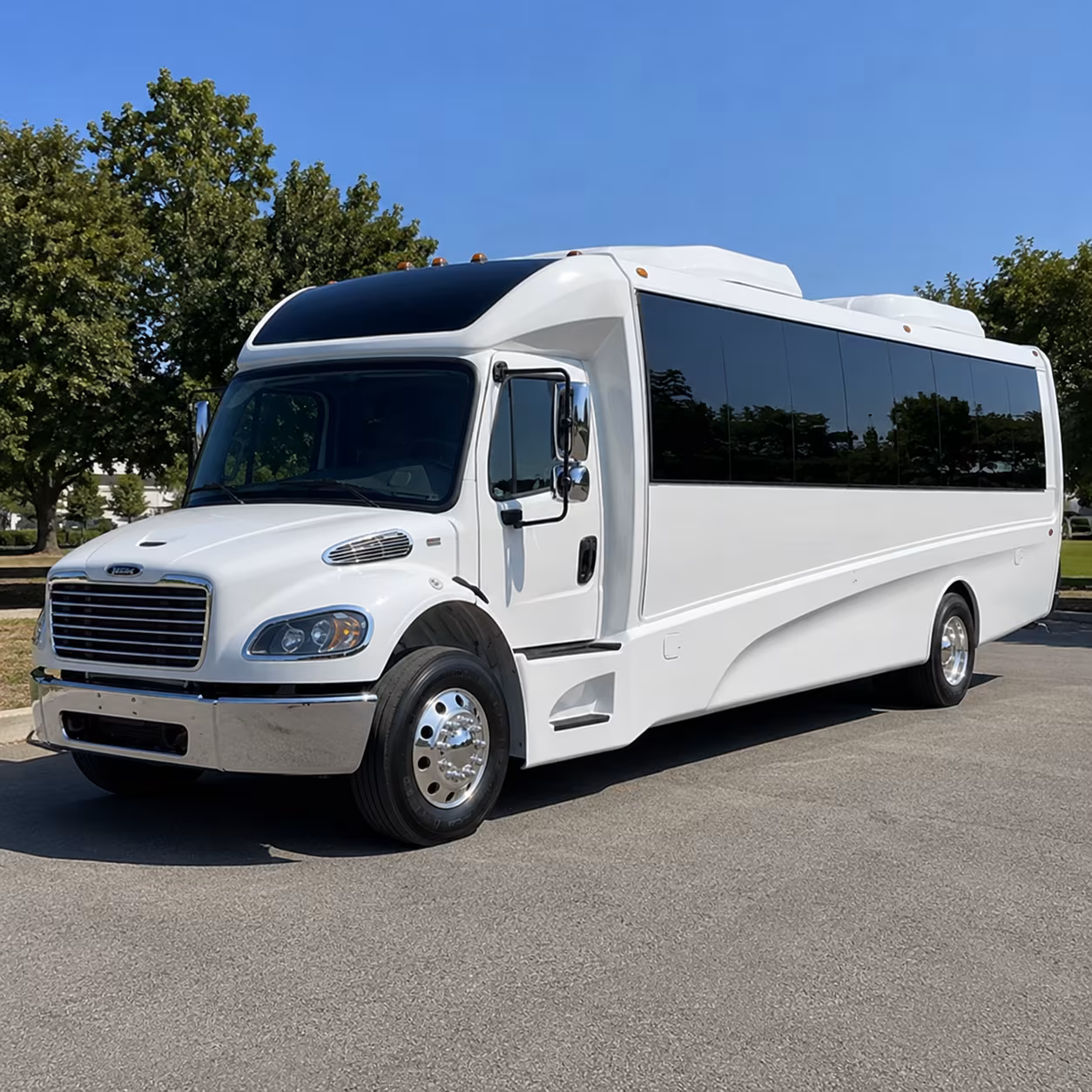 nashville 35 passenger minibus