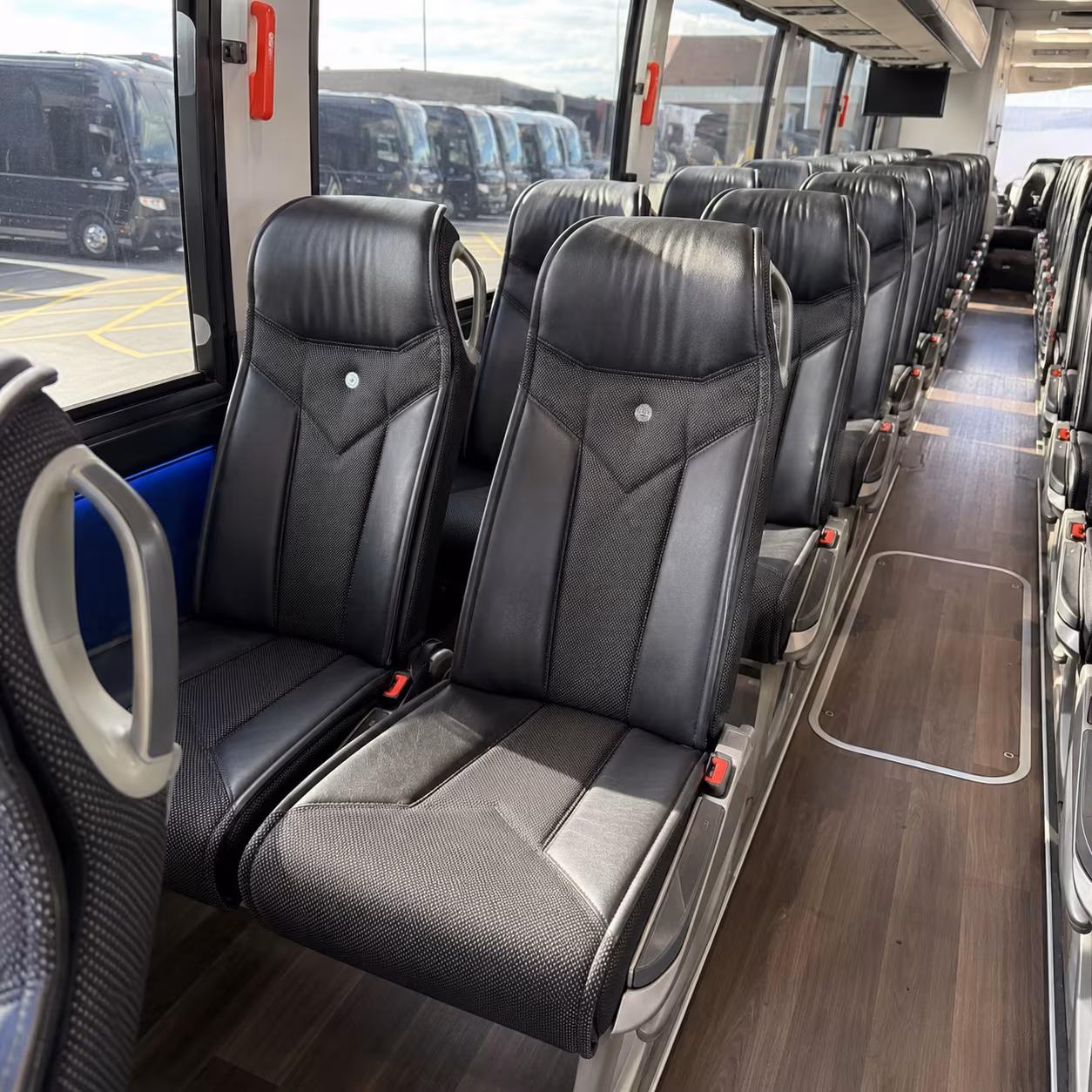 nashville 40 passenger charter bus interior