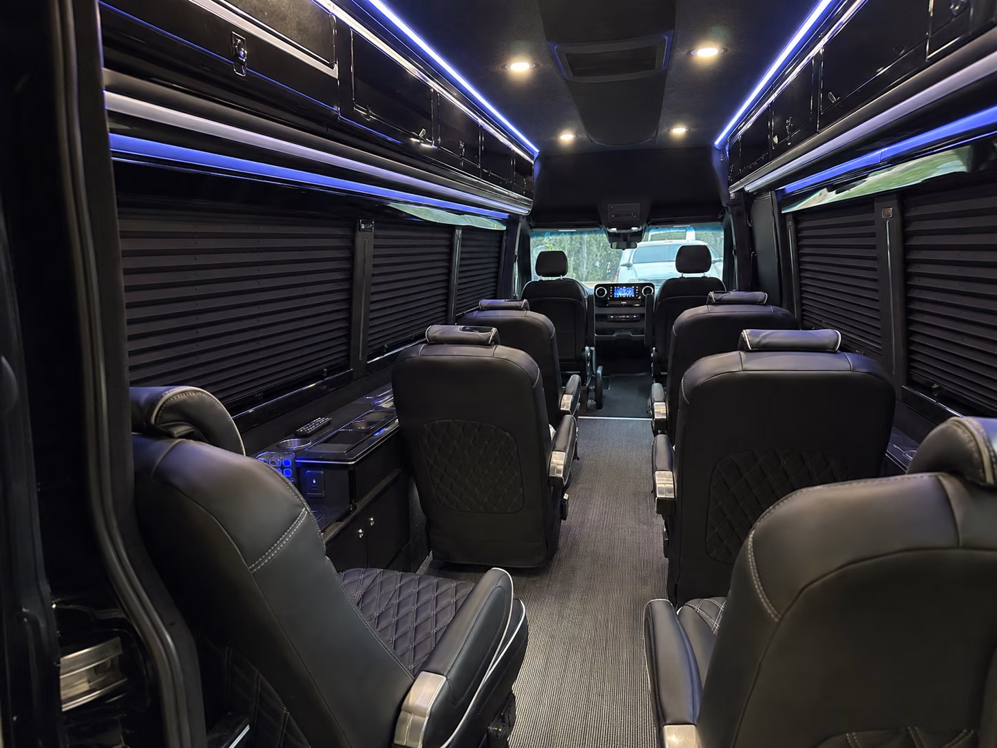 nashville airport transportation onboard seating
