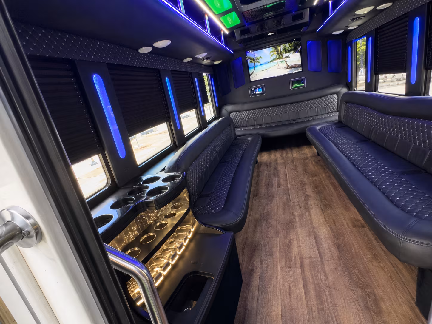 nashville nashvilles honky tonk party bus rental