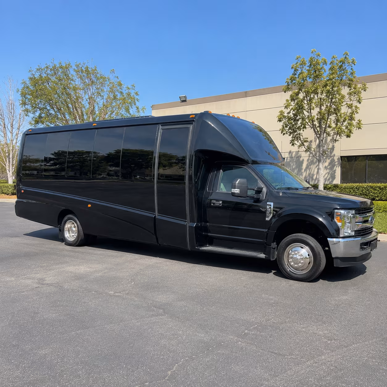 nashville quinceanera sweet 16 party bus rental
